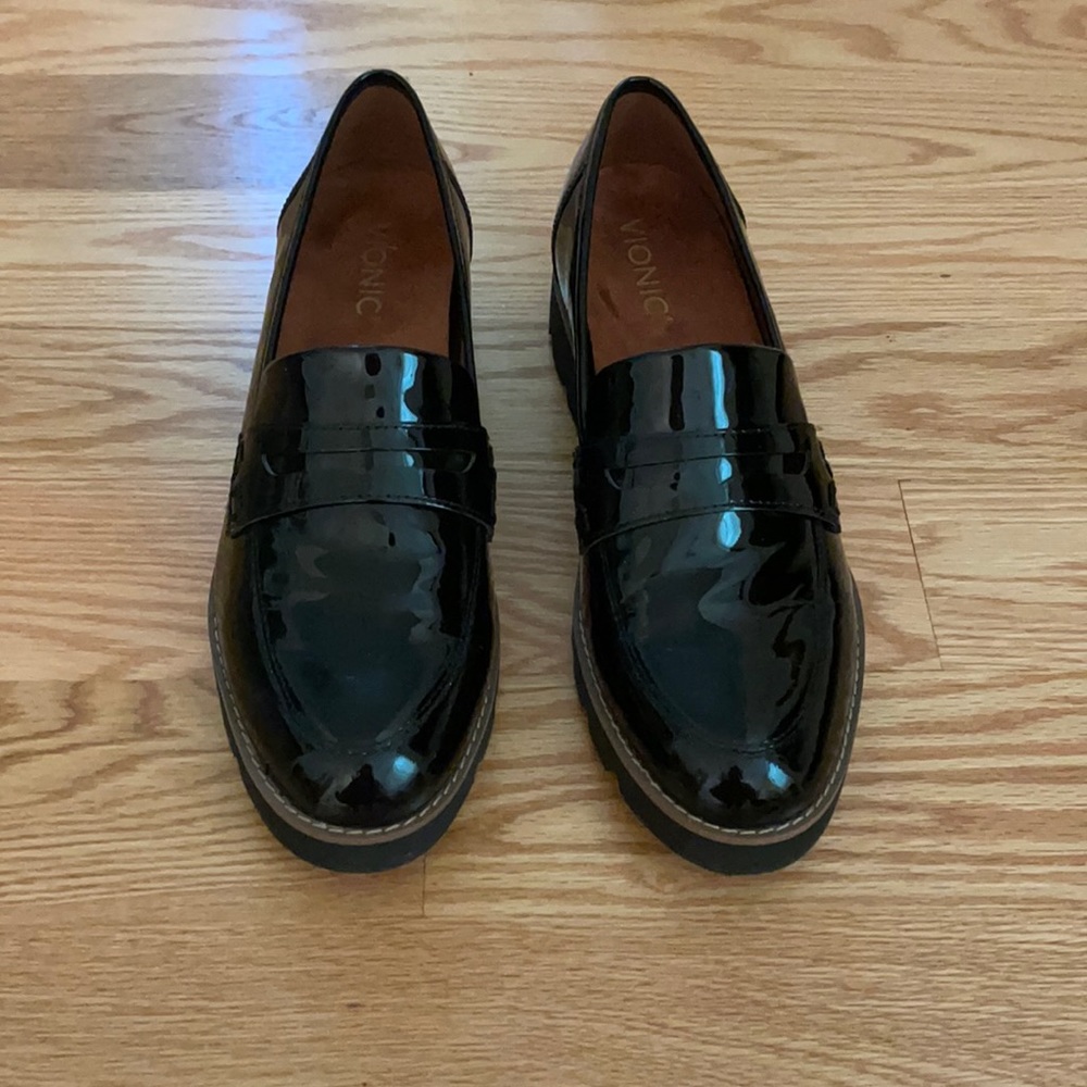 Vionic Cheryl Loafer